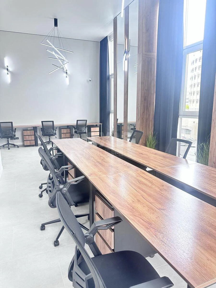 Office vul. Mykhayla Boychuka 41, 105m271039