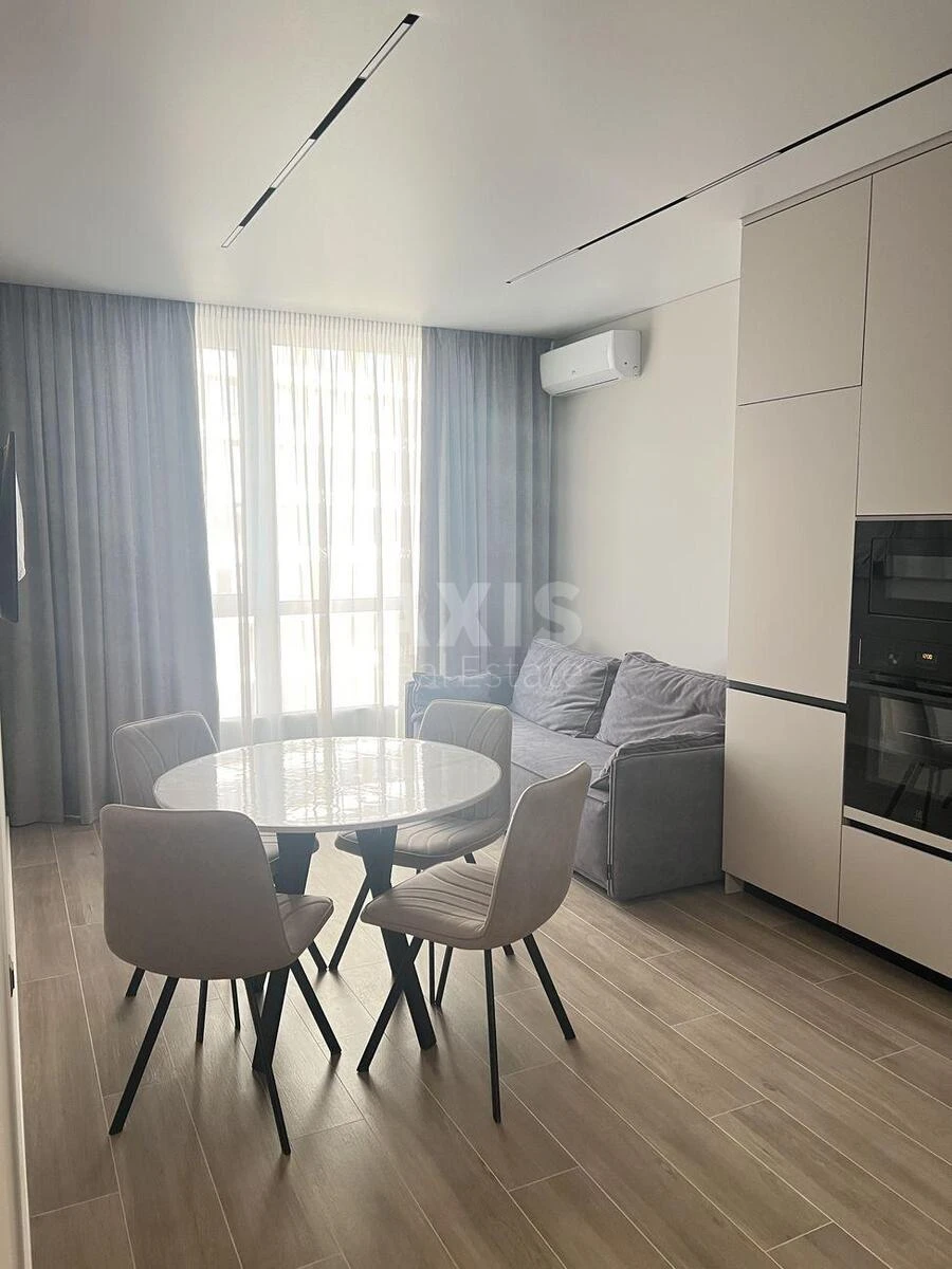 1k apartment nab. Dniprovs'ka 15Є662730