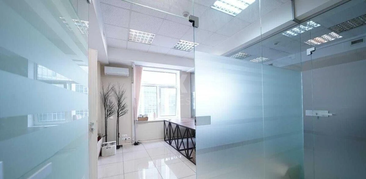 Office vul. Velyka Vasyl'kivs'ka 72, 400m2662977