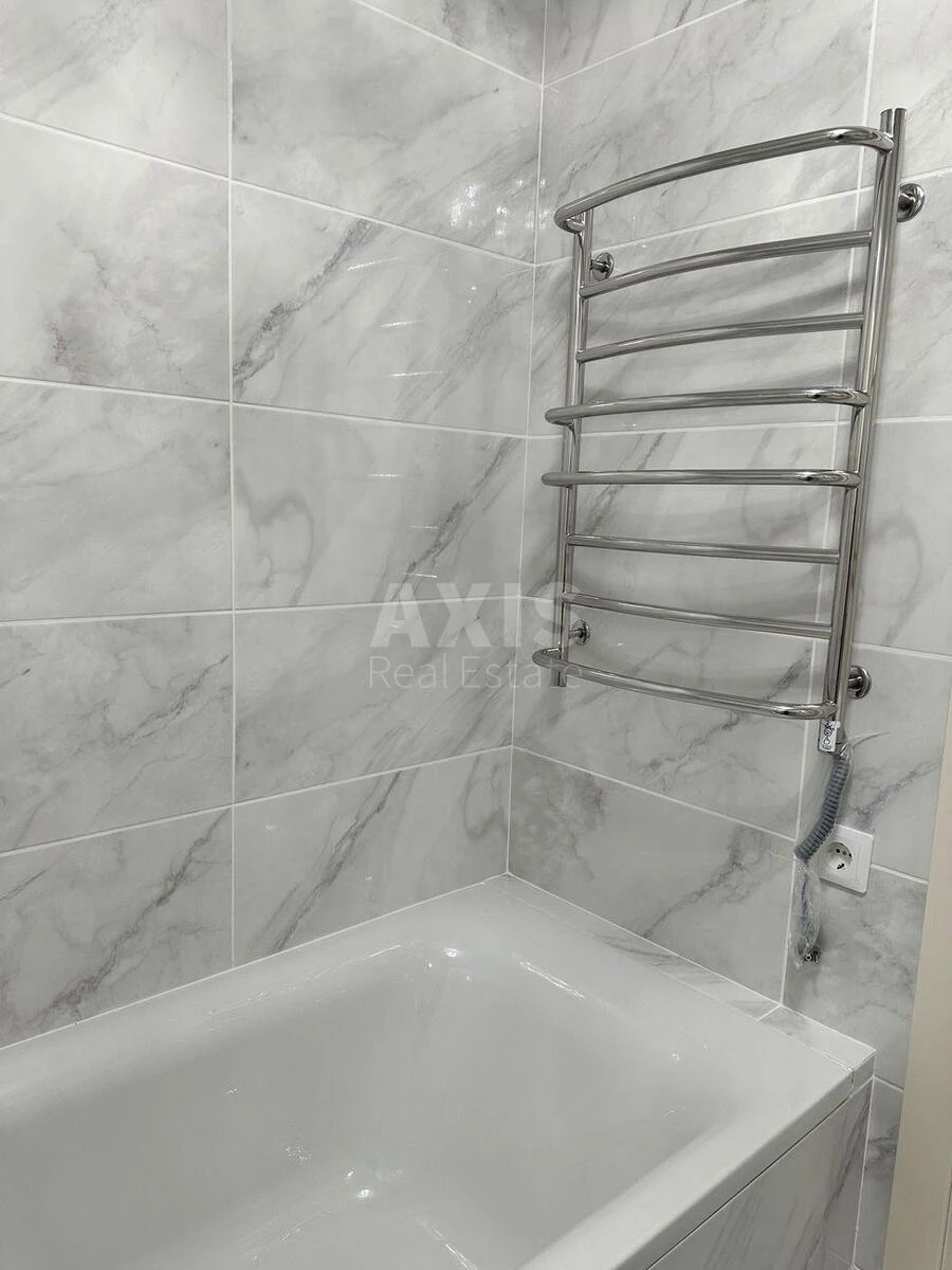 1к квартира пр-т Бандеры Степана 32Д7068314