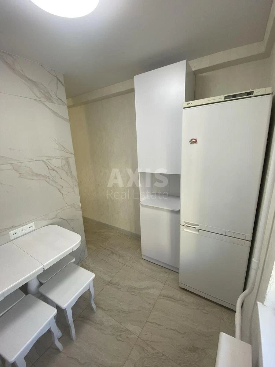 3k apartment pr-t Lisovyj 660501