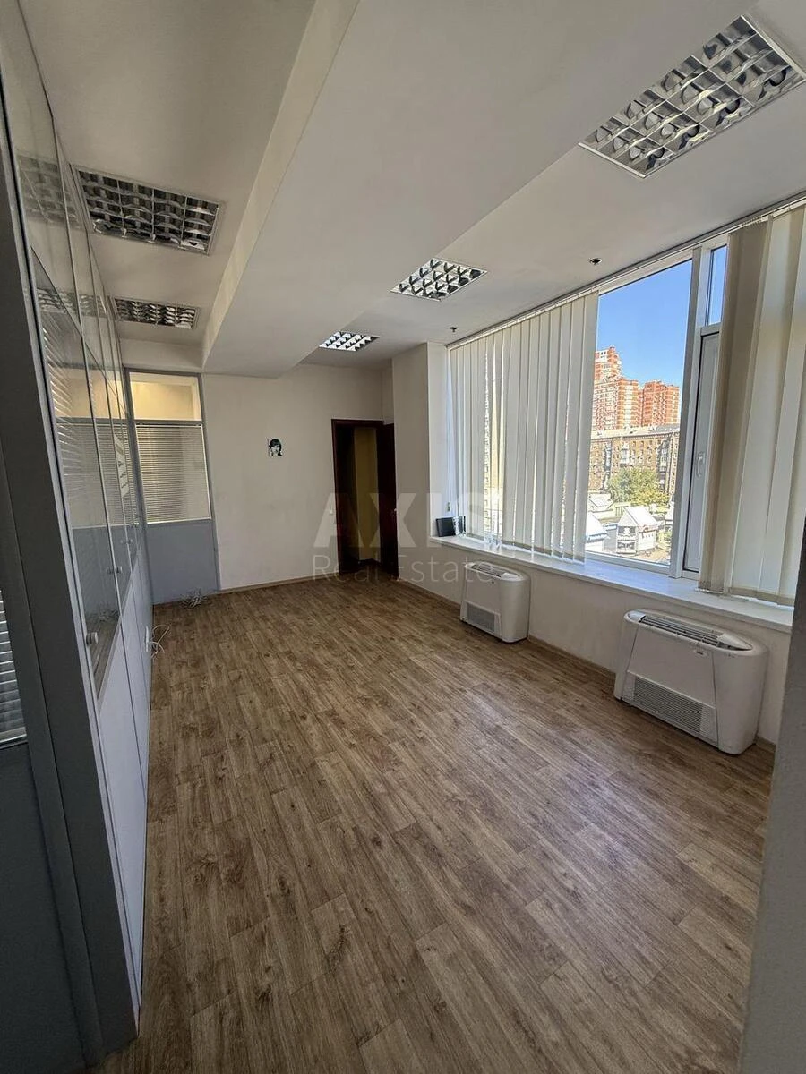 Офис ул. Лыбедская 5/14, 165м2662364