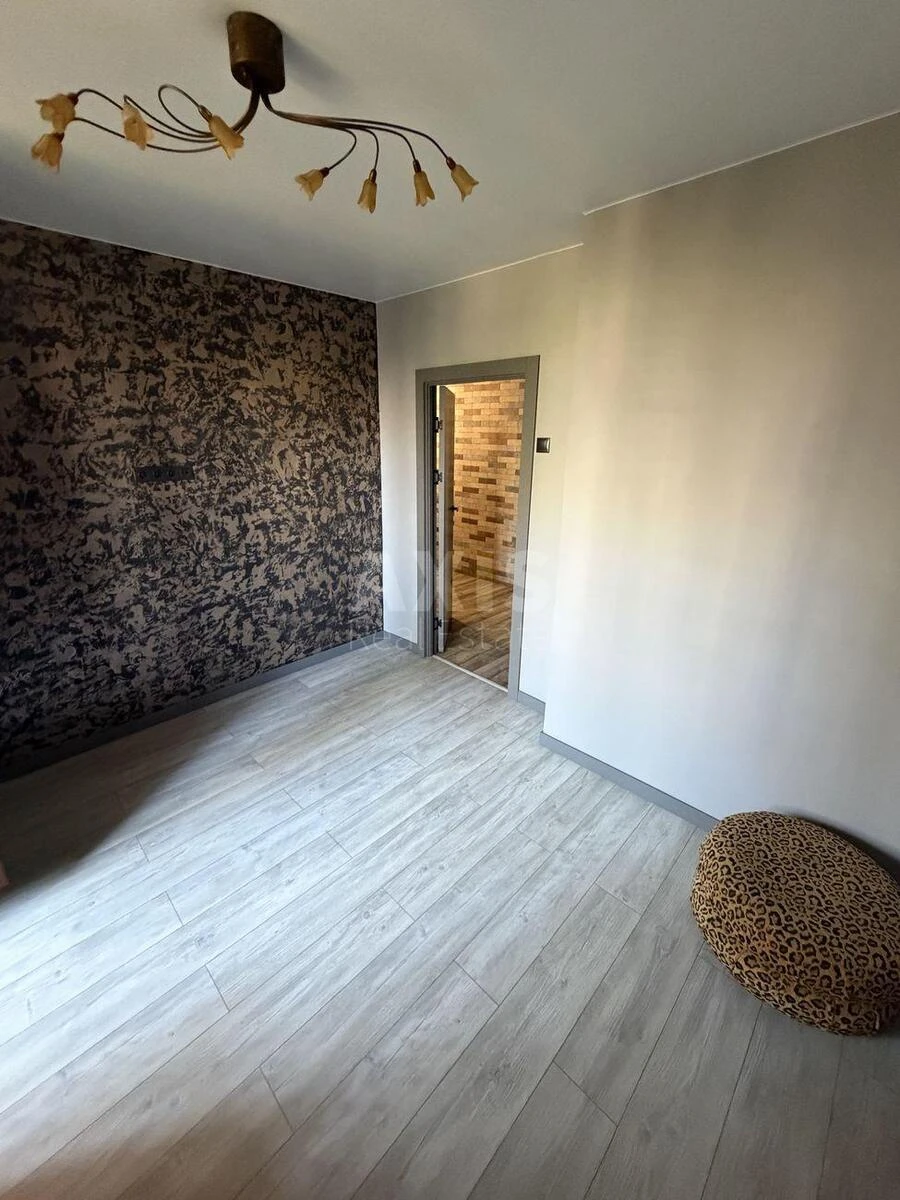 3k apartment shose Harkivs'ke 174Б713192