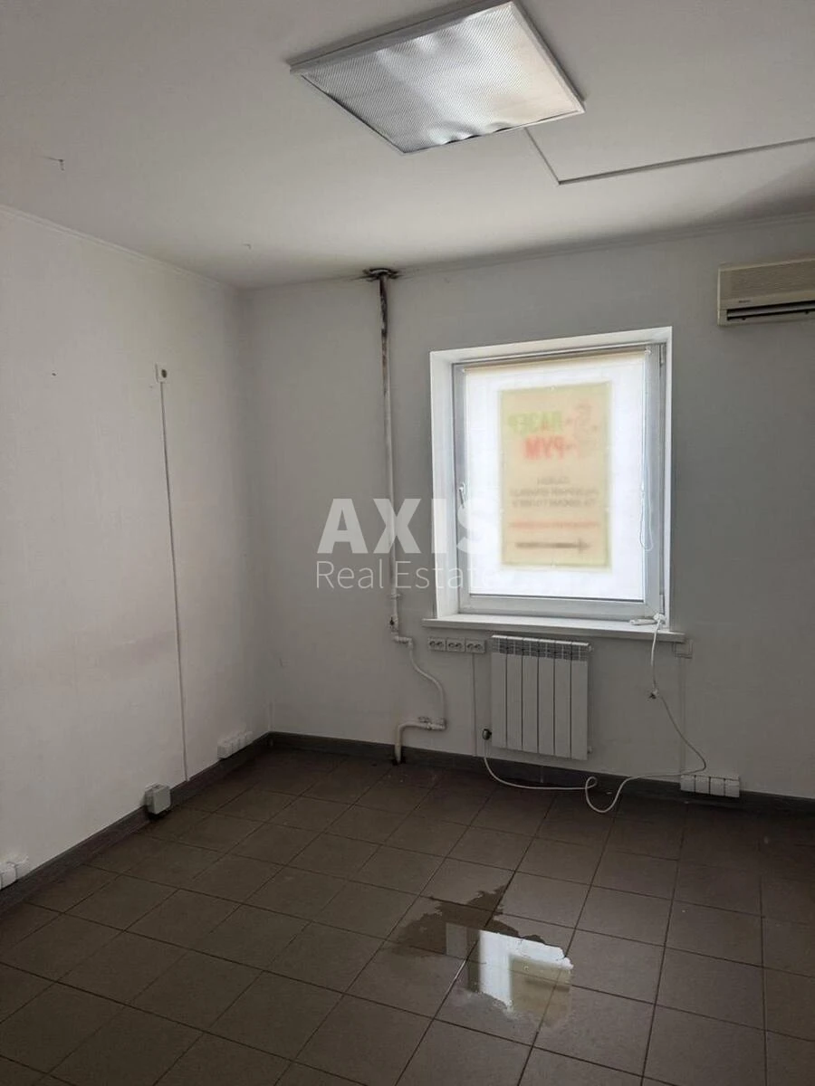 Trade object pr-t Chervonoyi Kalyny 5, 73m2681656