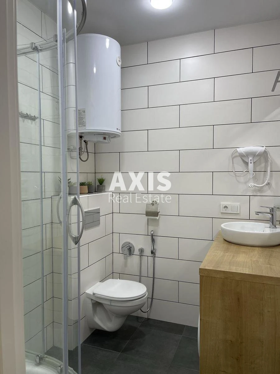 1k apartment pr-t Berestejskij 5356245