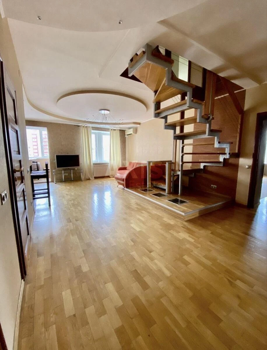 4k apartment vul. Urlivs'ka 8А715412