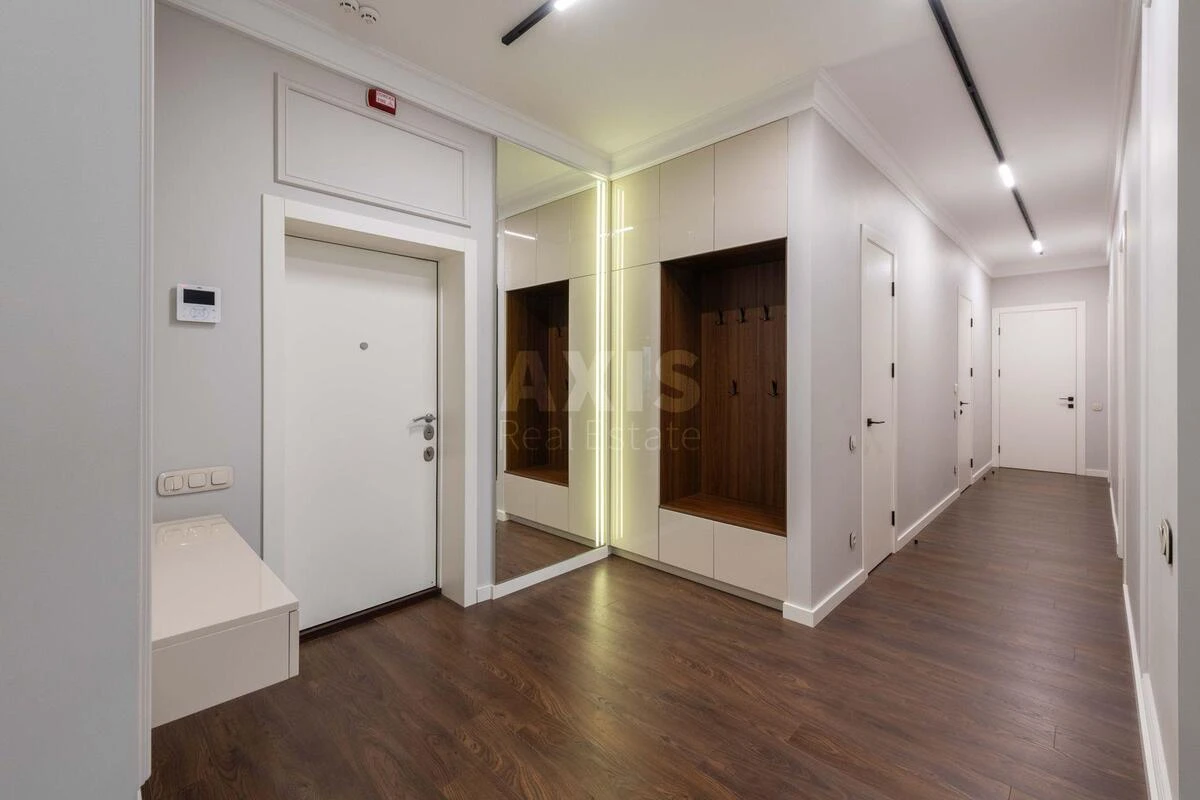 4k apartment vul. Strutyns'kogo Sergija 2631206