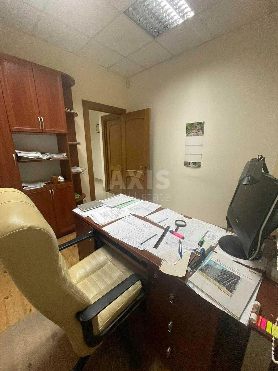 Офис ул. Алексы Тихого 94, 210м25594110