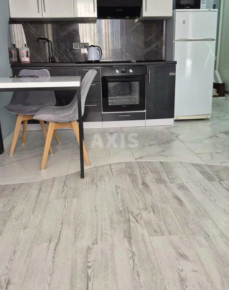 1k apartment shose Stolychne 167189