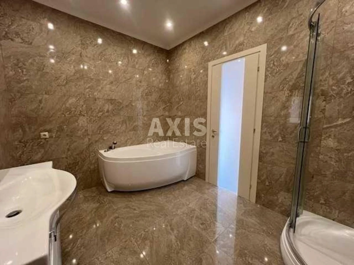 Office uzv. Klovs'kyj 7А, 200m2431769