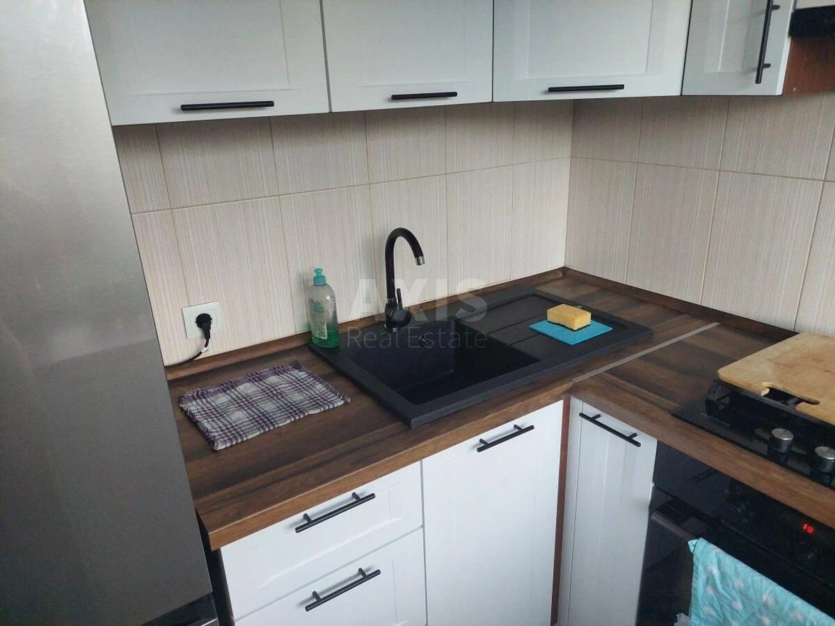 2к квартира ул. Кубанской Украины 3369071