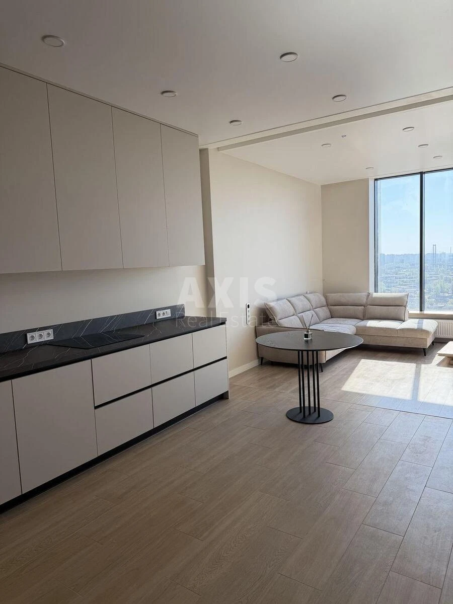 3k apartment vul. Zvirynec'ka 70А67971