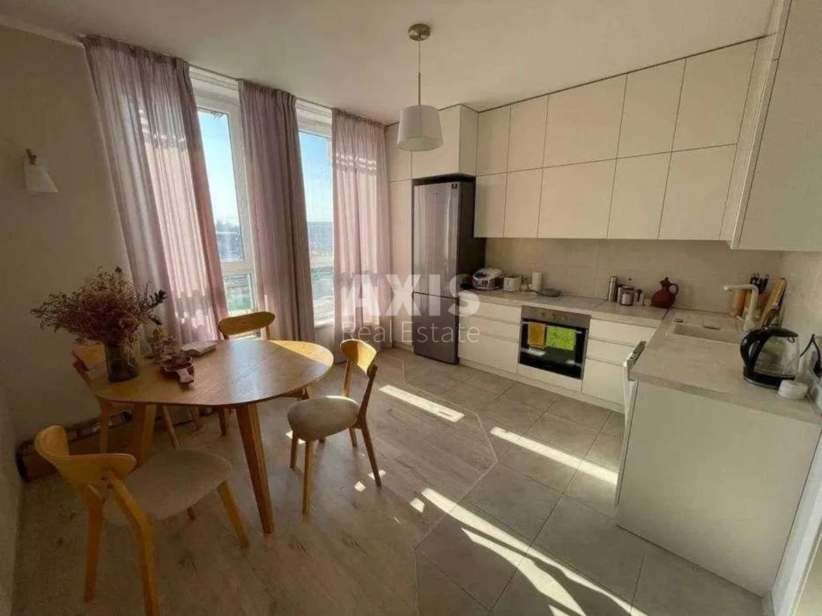 1k apartment pr-t Berestejskij 6729974