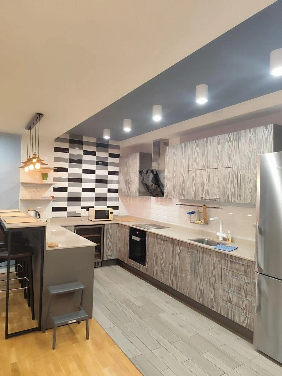 4k apartment vul. Shhekavyc'ka 30/3966074