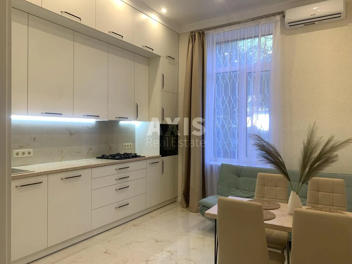 3k apartment vul. Tarasivs'ka 859428