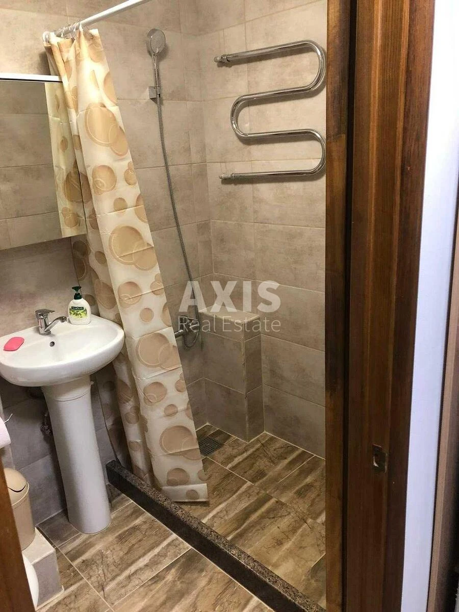 1k apartment uzv. Klovs'kyj 12A671924