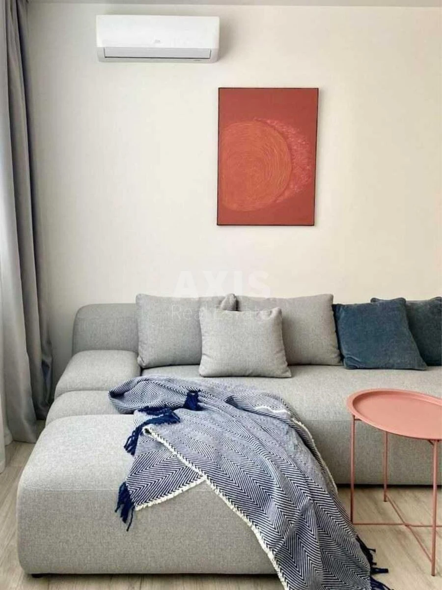 1k apartment pr-t Berestejskij 5В678482