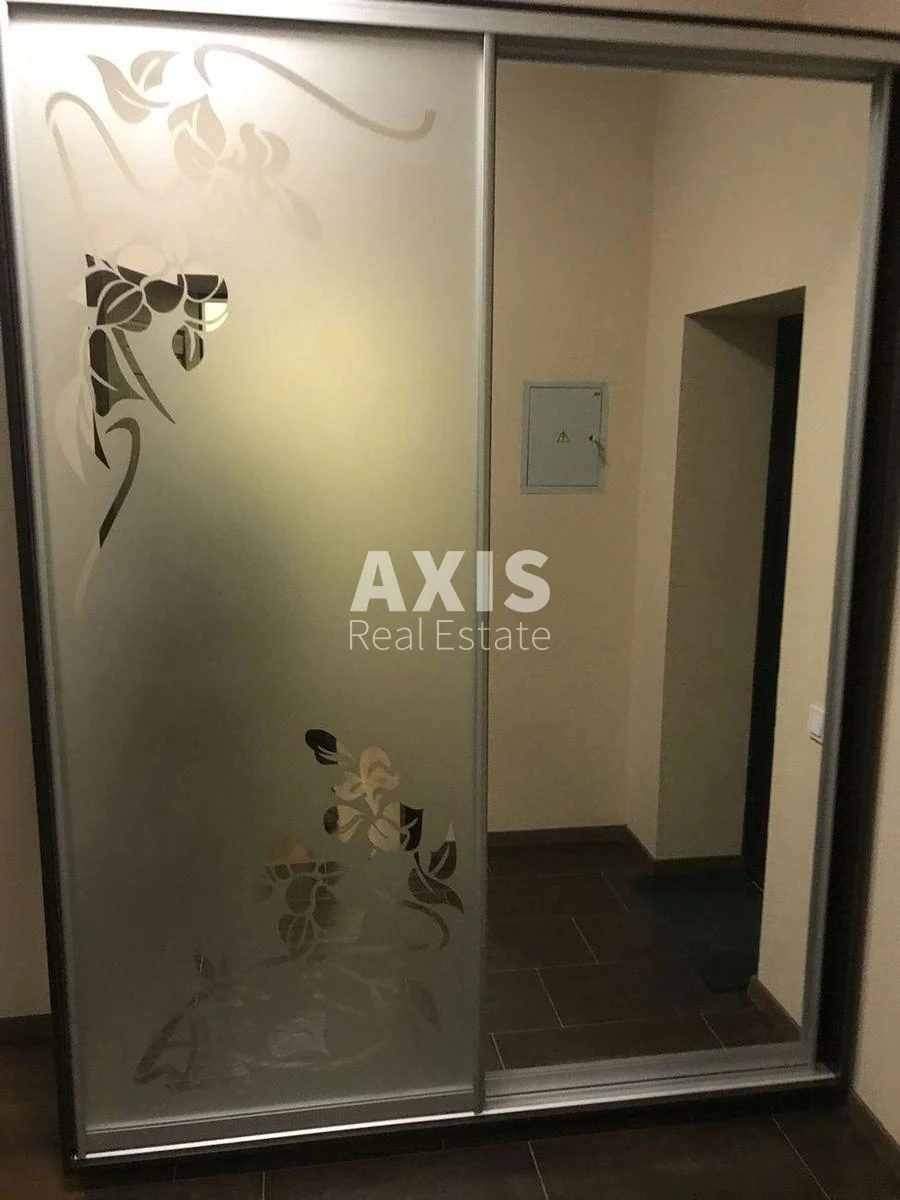 Office uzv. Klovs'kyj 7, 90m24485111