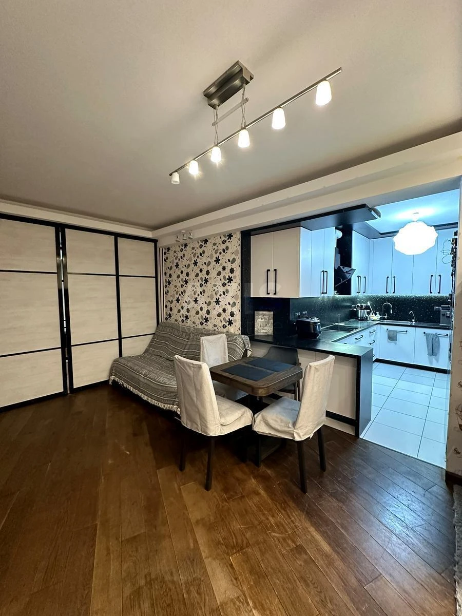 3k apartment vul. Bilec'kogo Akademika 20703054