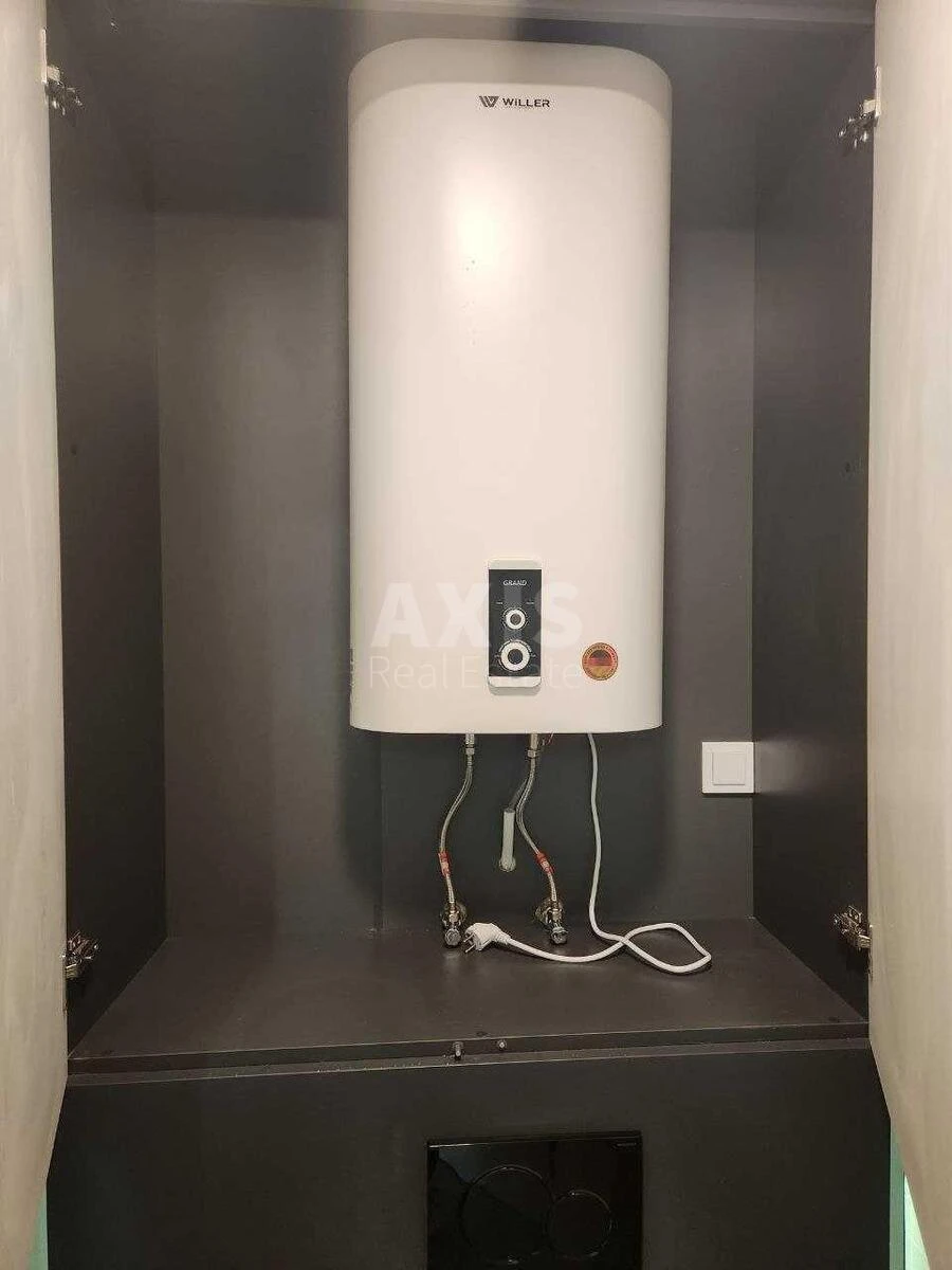 Объект торговли бул. Приймаченко Марии 4, 70м26722610