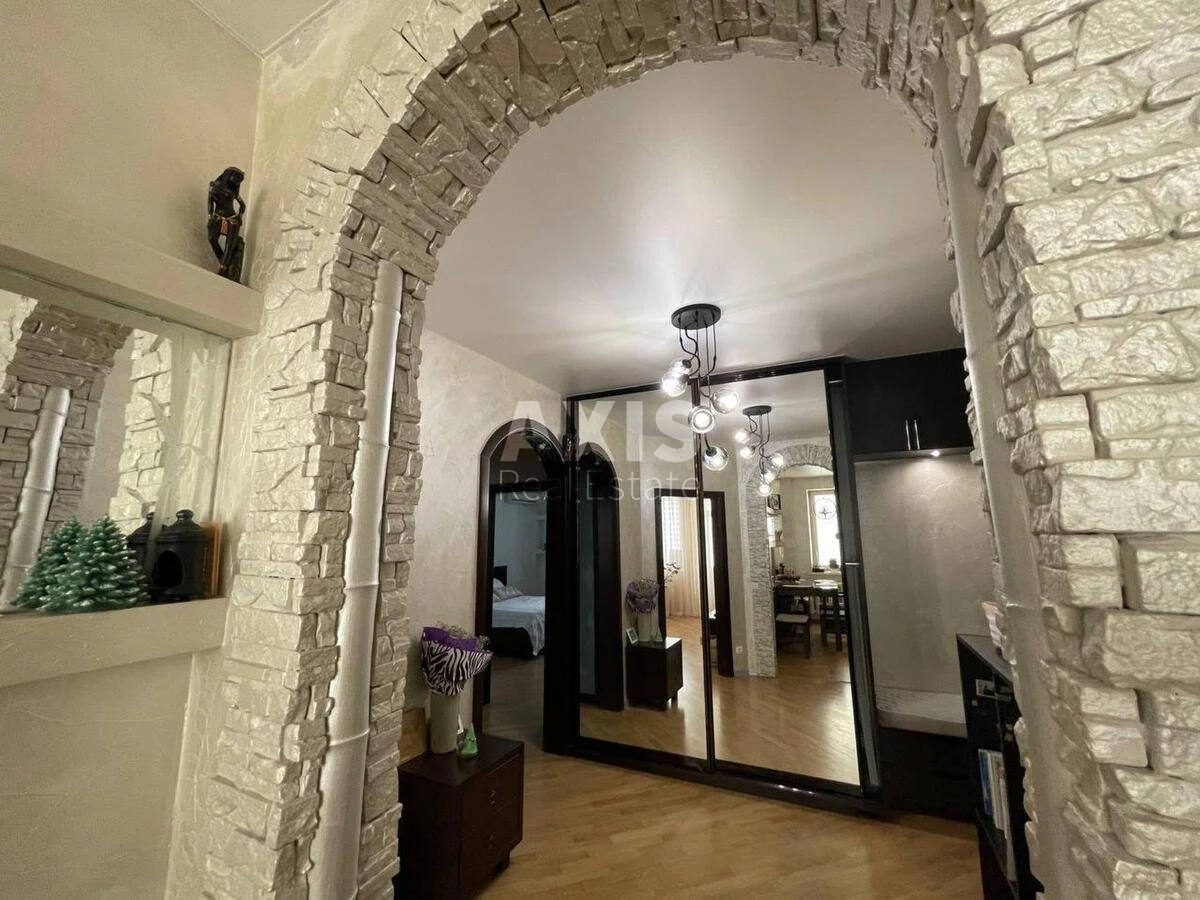 2k apartment pr-t Bazhana Mykoly 14719025