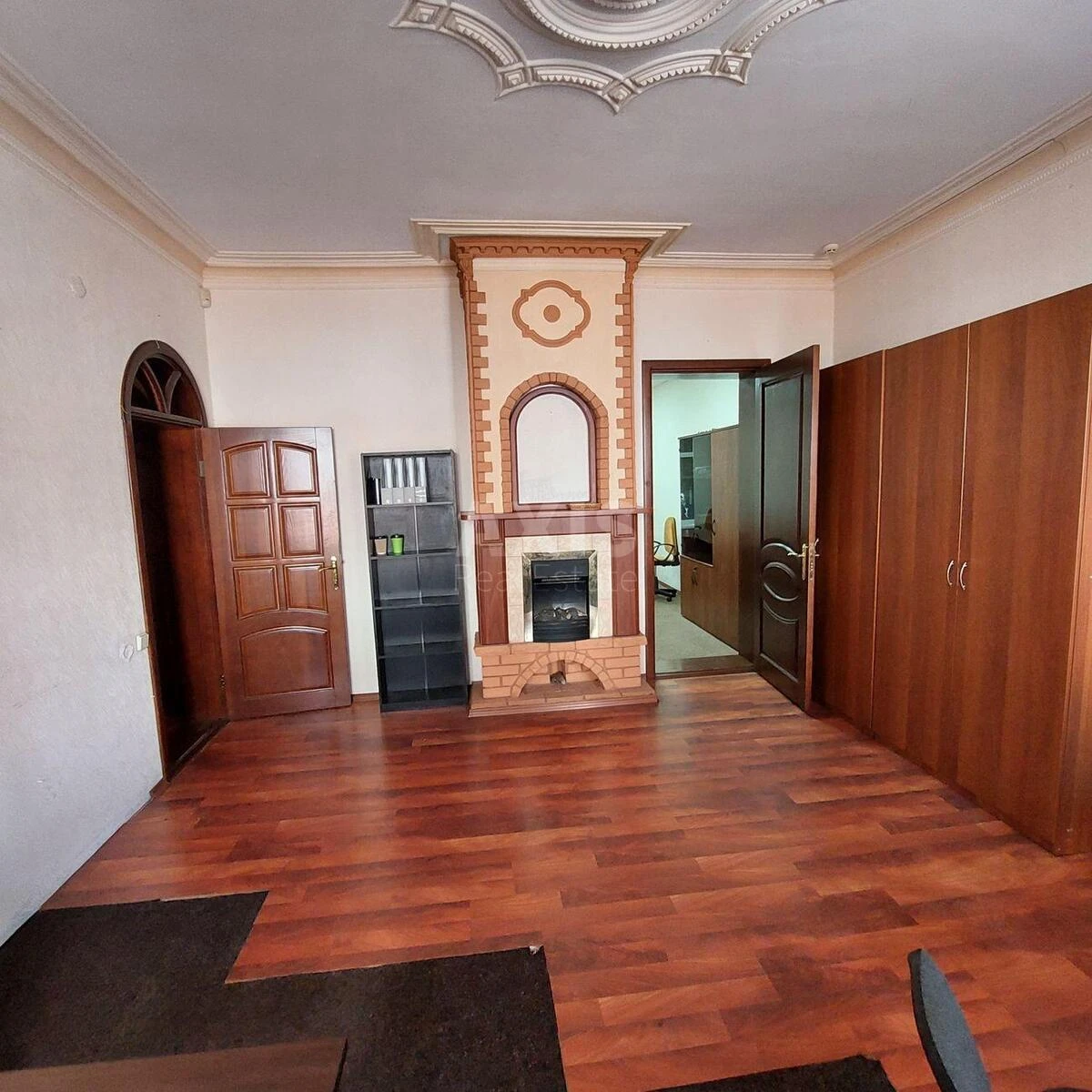 Office vul. Donchuka Vasylja 3, 66m265695