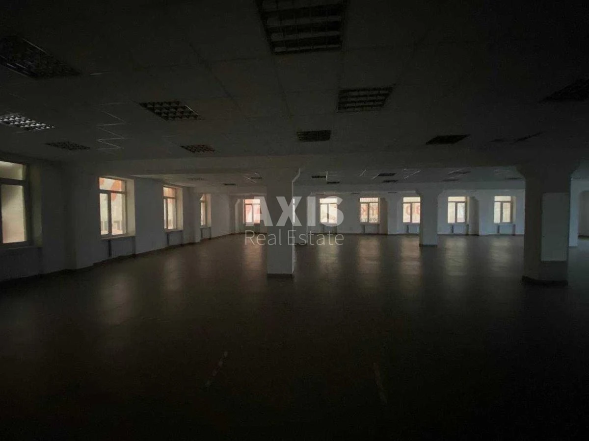Офис пр-т Бандеры Степана 8, 450м2395703