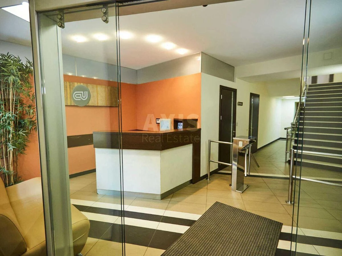 Office vul. Igorivs'ka 1/8, 3178m2657425