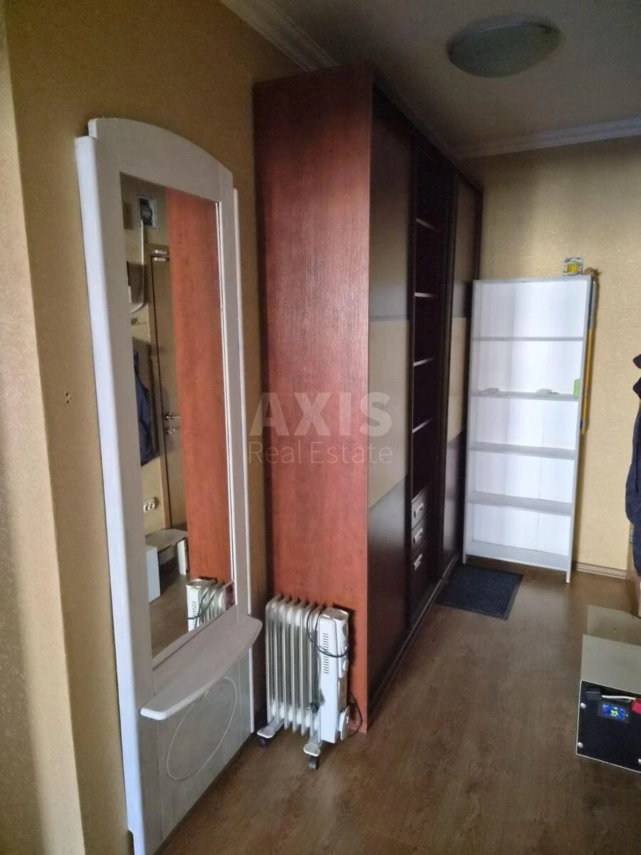 2k apartment pr-t Berestejskij 58719833