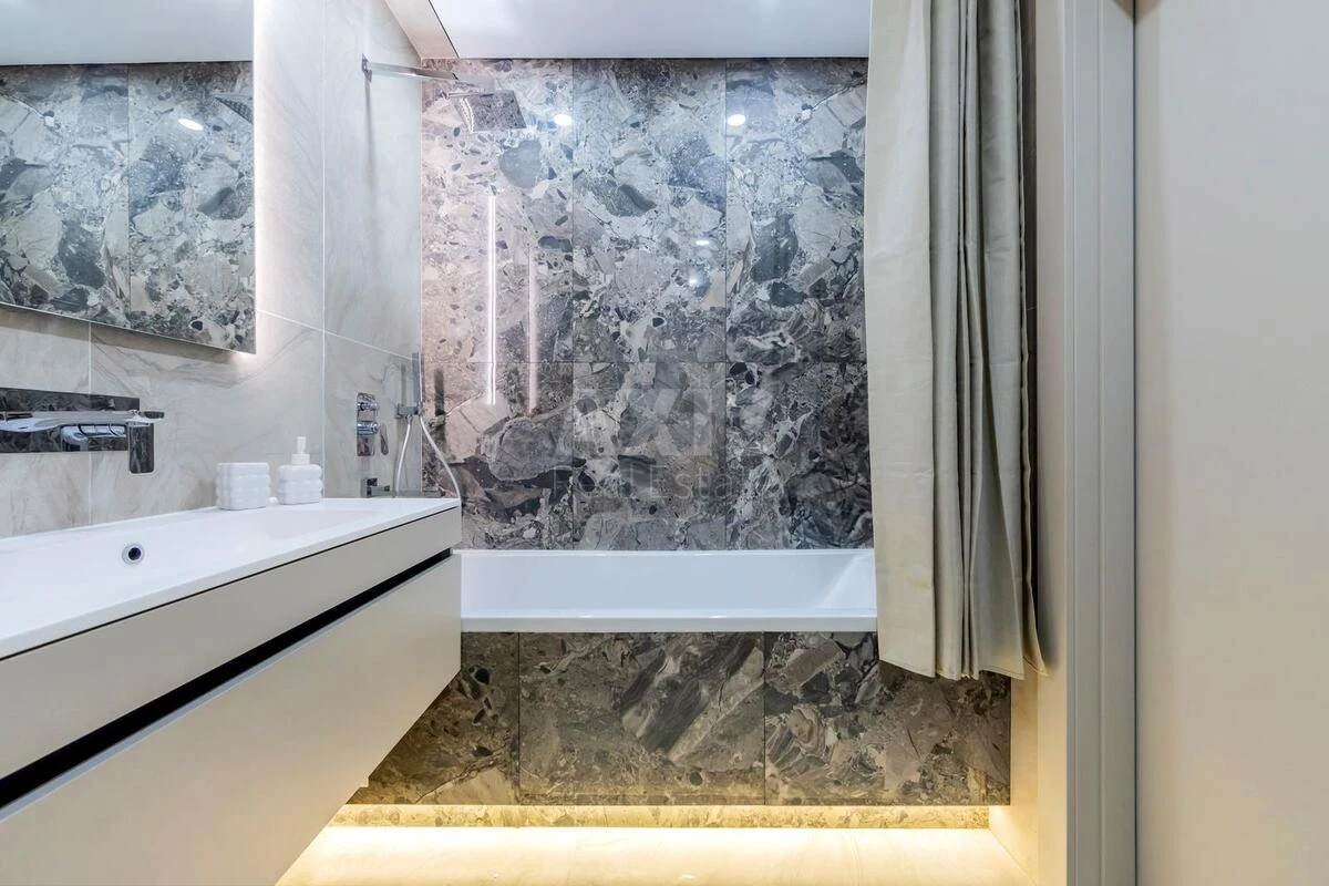 2k apartment vul. Myhajla Maksymovycha 246651422