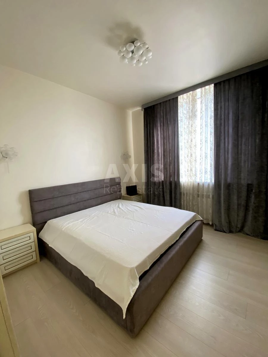 3к квартира ул. Гната Хоткевича 8685519