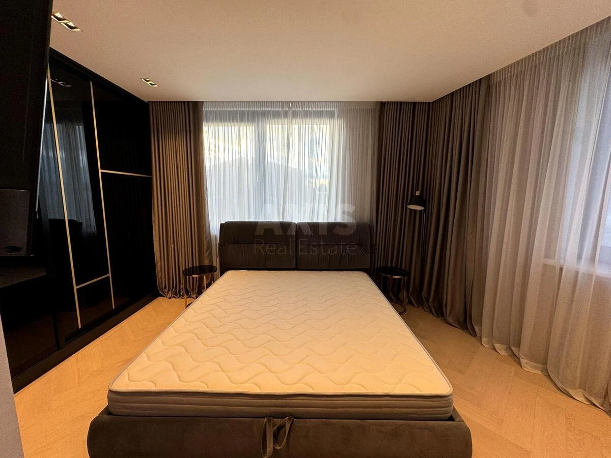 2к квартира ул. Антоновича 74703297