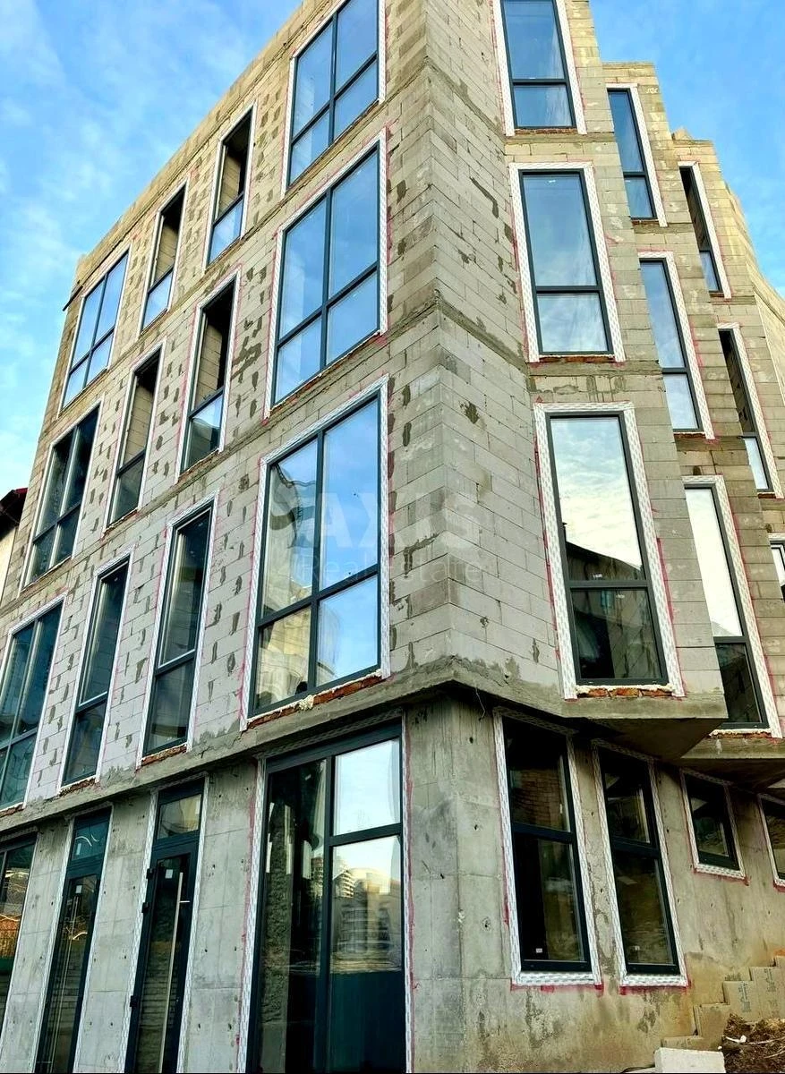 Office vul. Strutyns'kogo Sergija 6, 543m27040911