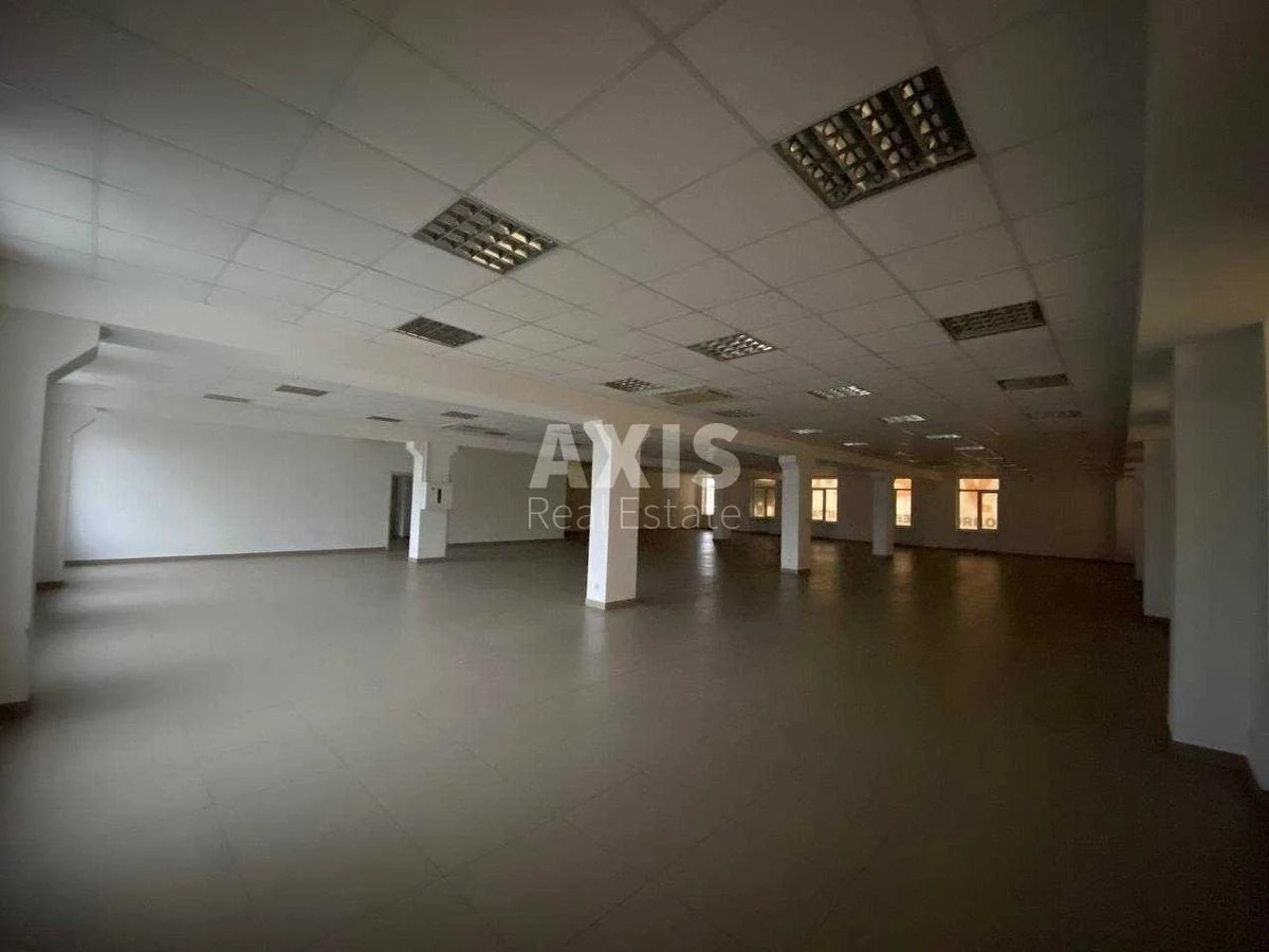 Office pr-t Stepana Bandery 8, 450m2395701