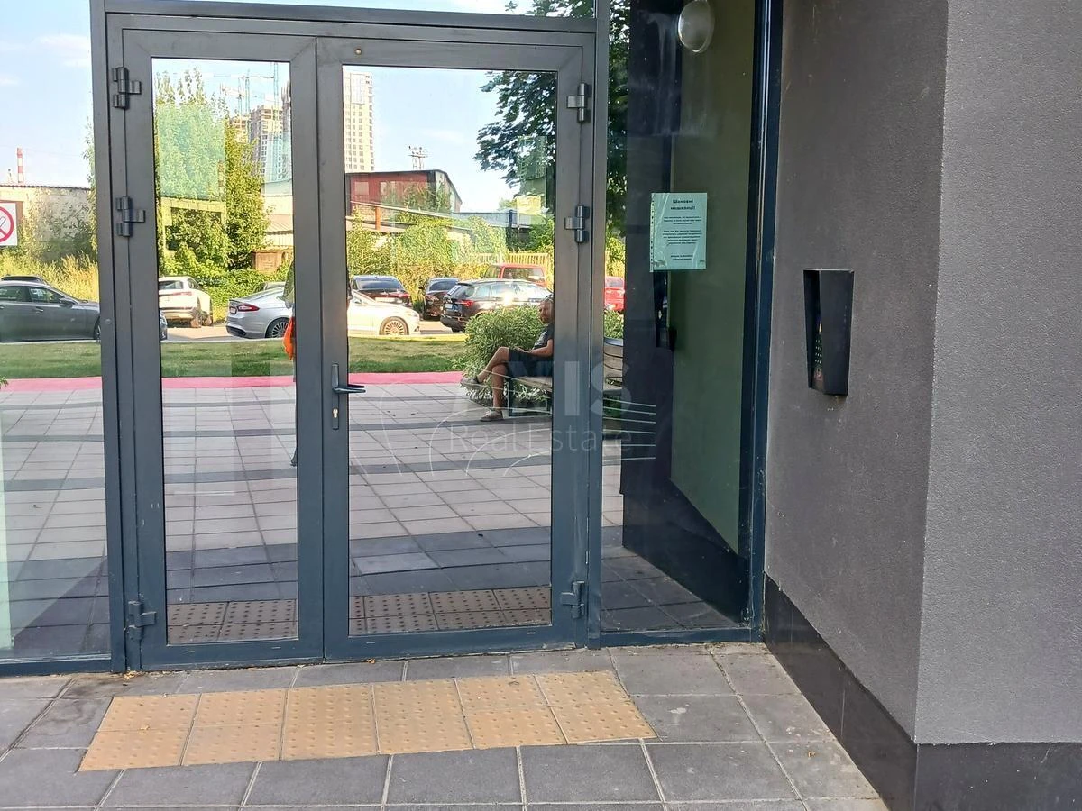 2k apartment vul. Prychal'na 126891617