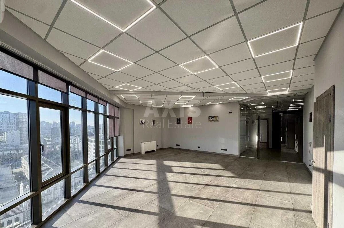 Office vul. Velyka Vasyl'kivs'ka 72, 200m2673142