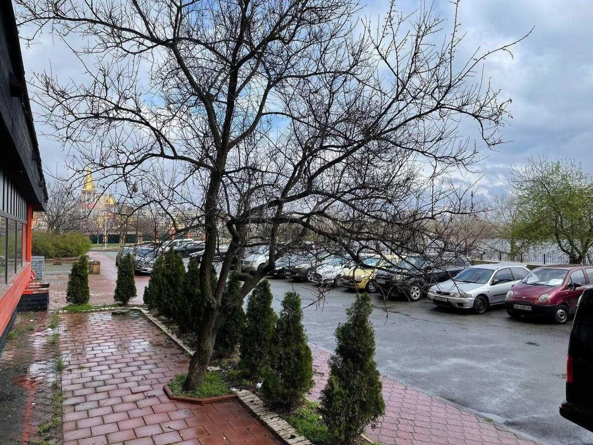 Office pr-t Volodimira Іvasyuka 20А, 201m2673683