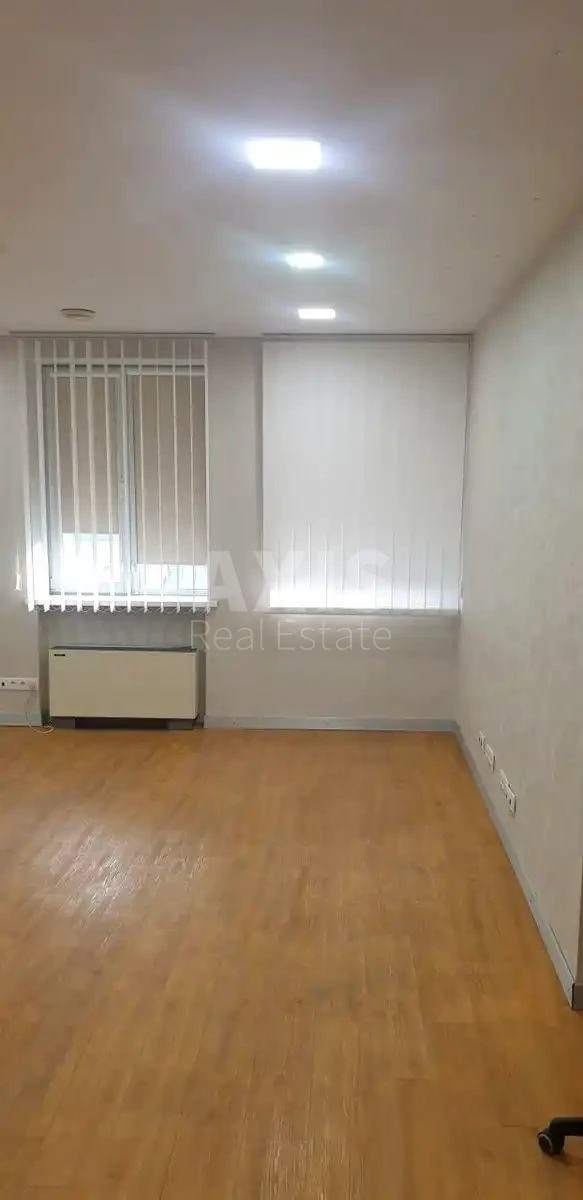 Office vul. Velyka Vasyl'kivs'ka 72, 1081m2720016