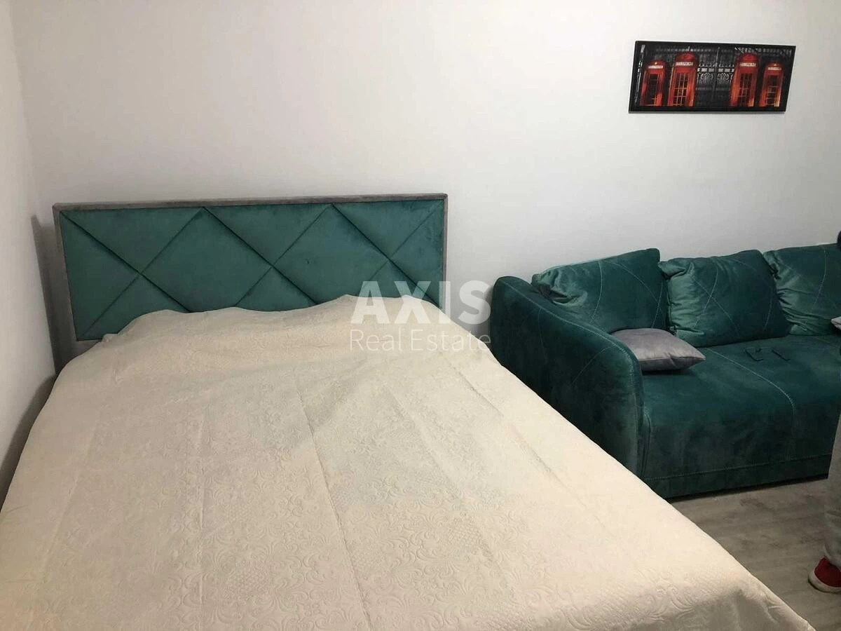 1k apartment uzv. Klovs'kyj 12A671922
