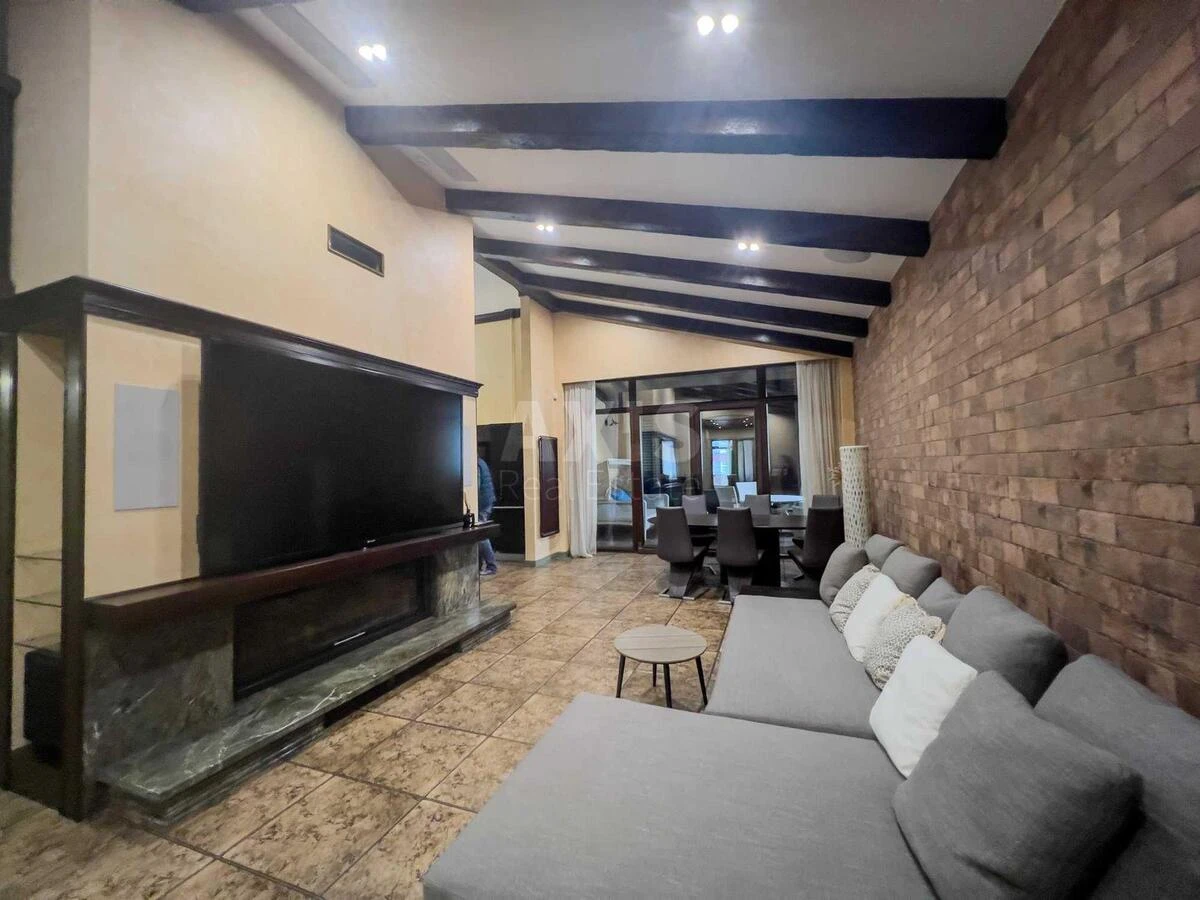 3k apartment vul. Velyka Zhytomyrs'ka 8Б693140
