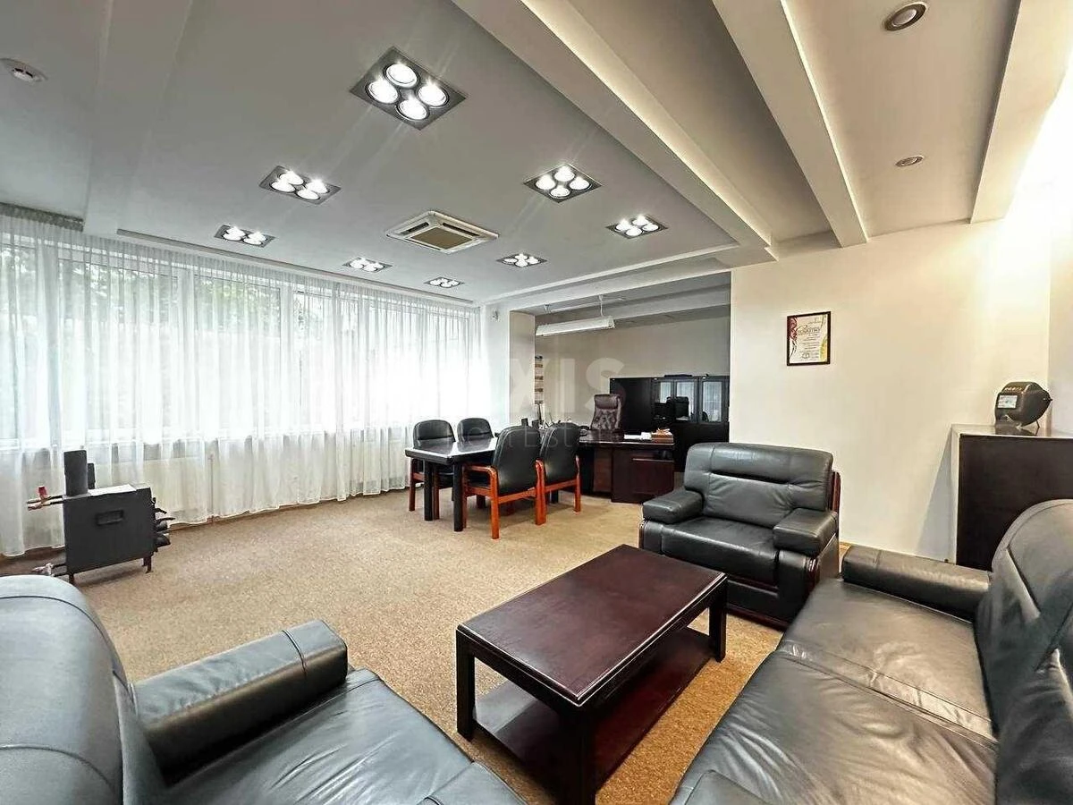 Office vul. Strutyns'kogo Sergija 8, 708m262585