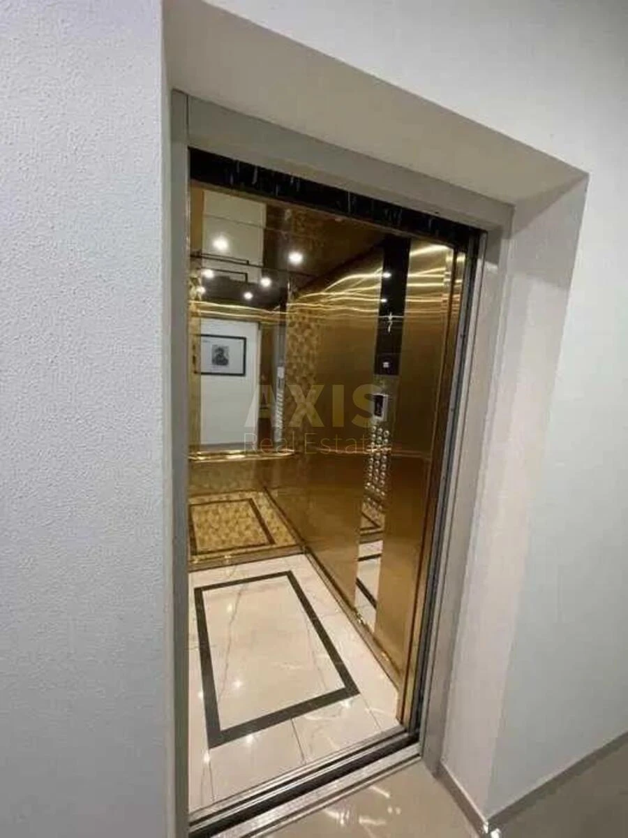 Office vul. Zhyljans'ka 68, 56m26982011