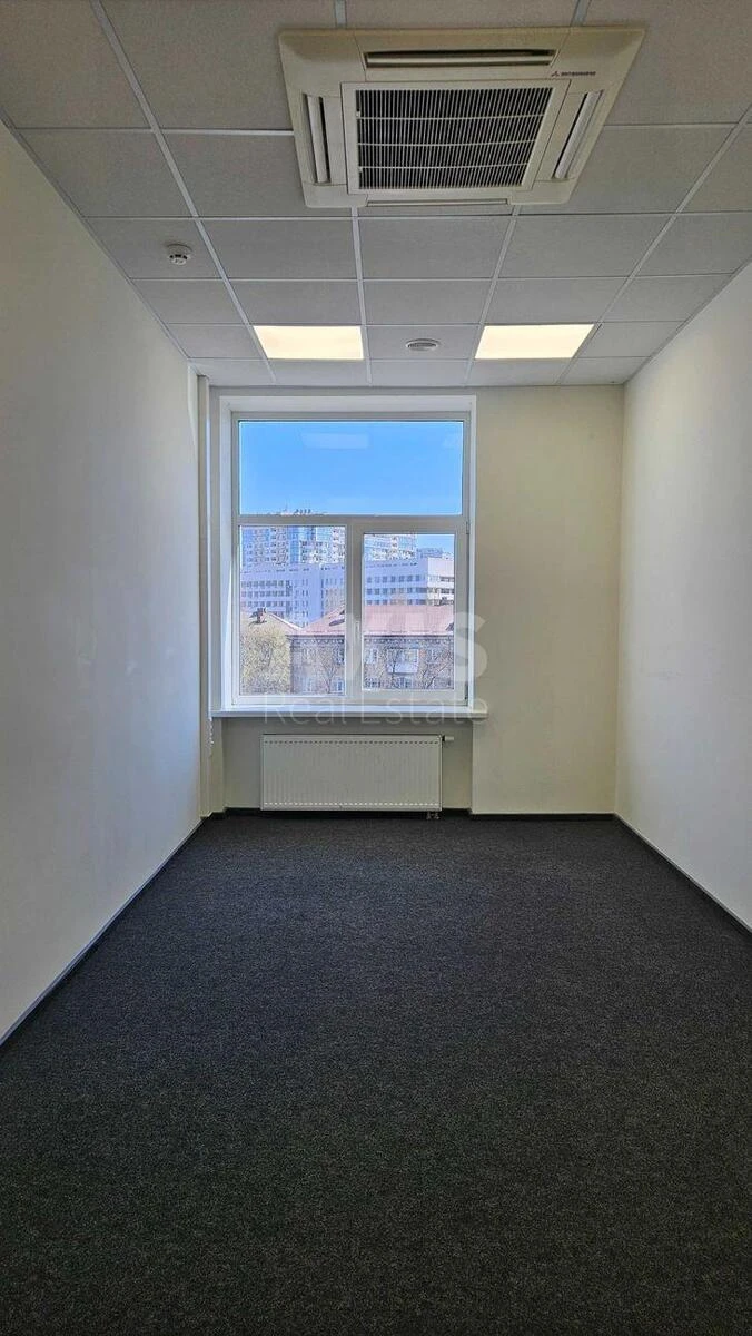 Office bul. Mykoly Mikhnovskoho 19, 370m2681147