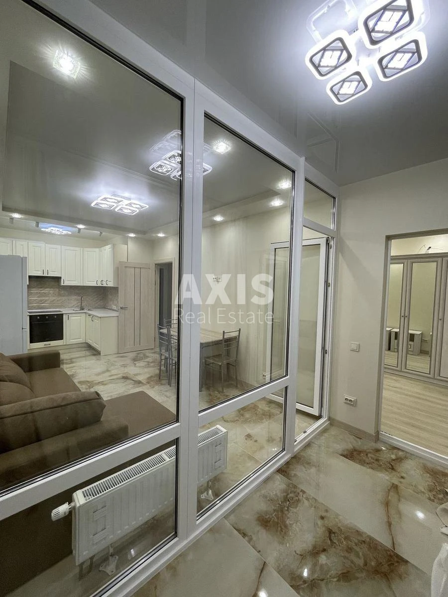 1k apartment nab. Dniprovs'ka 18443226