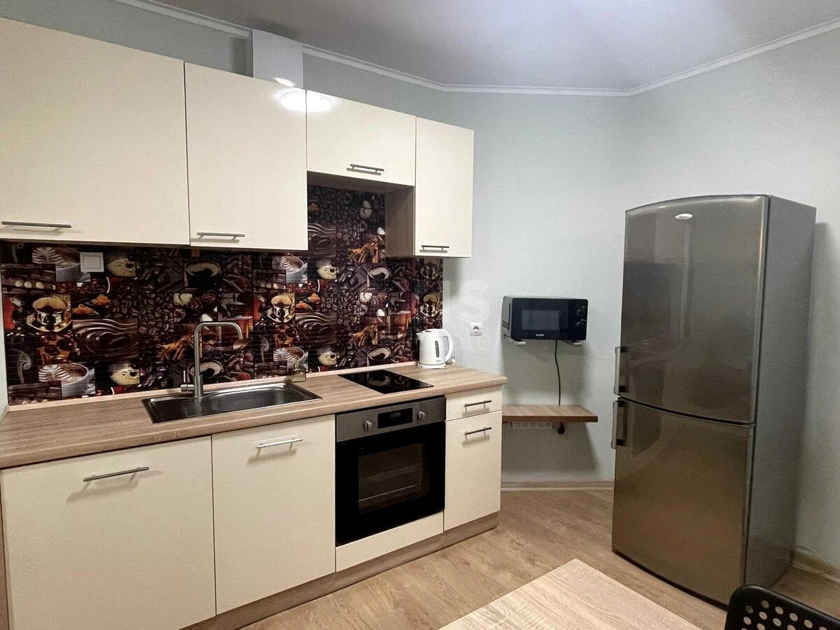 1k apartment pr-t Glushkova Akademika 669678