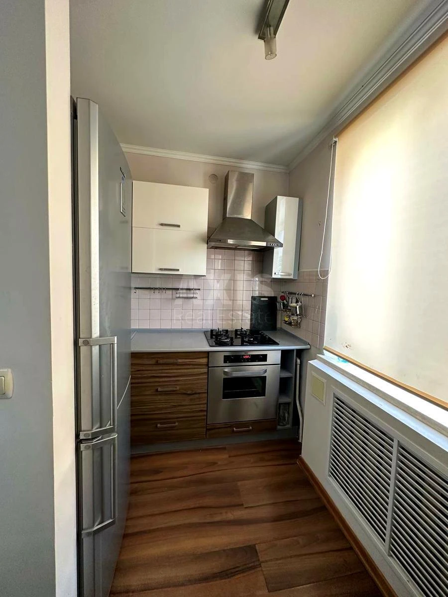 3k apartment vul. Jevgena Konoval'cja 15/466547