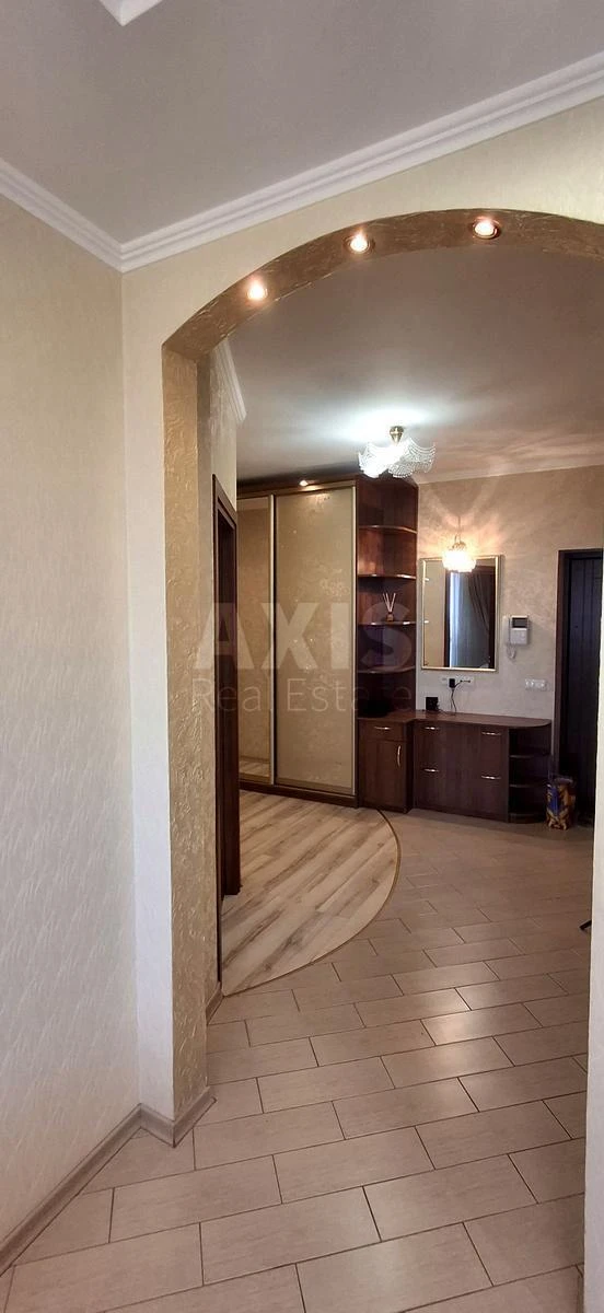 2k apartment vul. Geroi'v Oborony 10А7028712