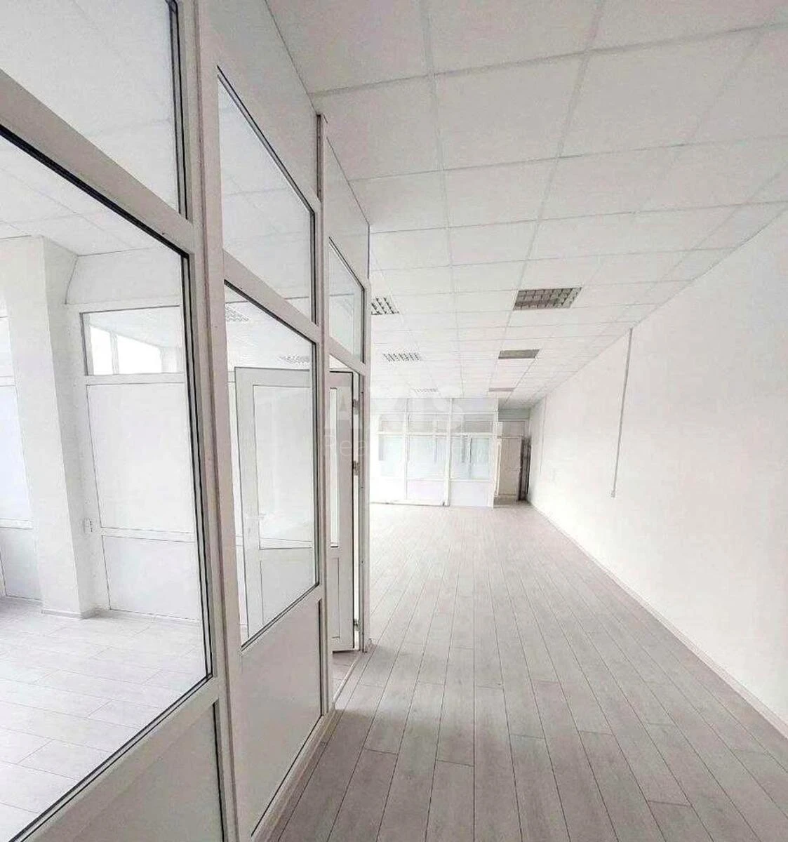 Office vul. Henerala Almazova 18/7, 133m2659360