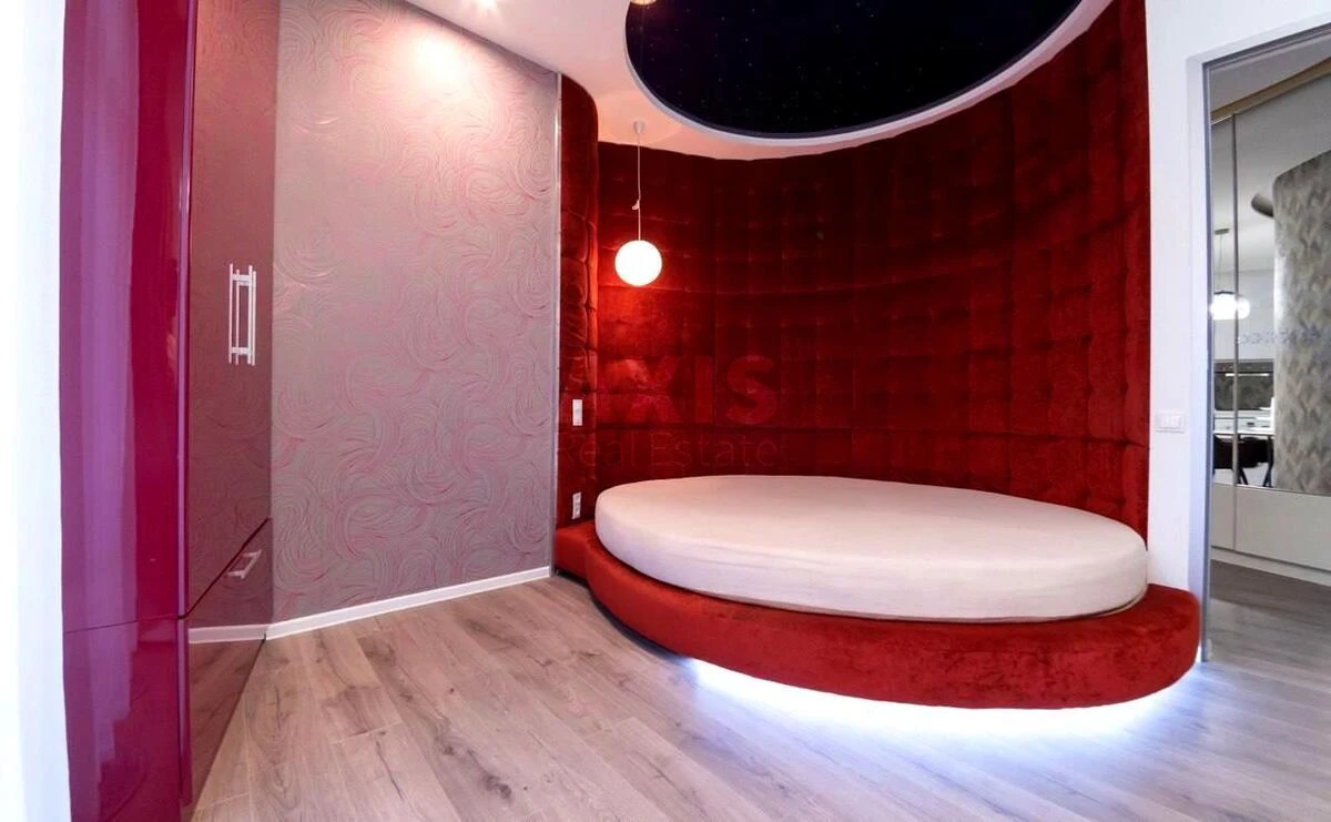 3к квартира ул. Крещатик 13657818