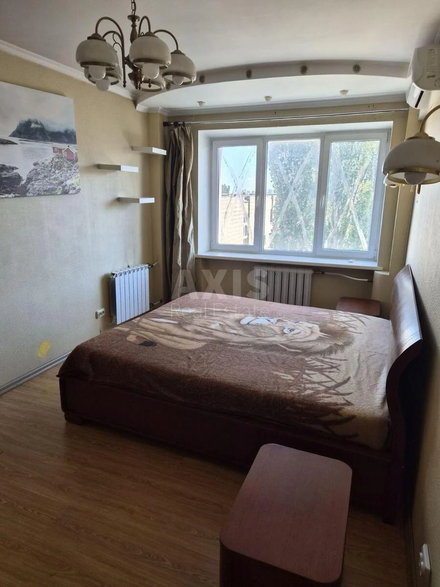 2k apartment pr-t Berestejskij 58719832
